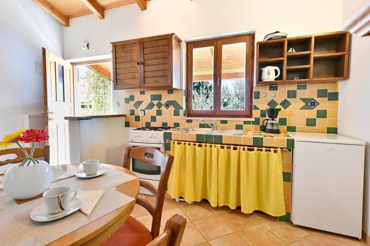 Adriatico Bungalow Porec Exterior photo